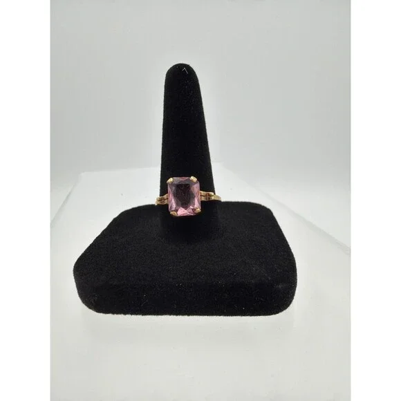 10K Yellow Gold Pink Gemstone Ring Size 7 Vintage Rectangular Stone - Picture 3 of 10